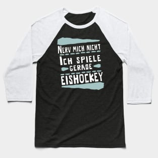 Eishockey Puck Body Check Eisstadion Schläger Baseball T-Shirt
